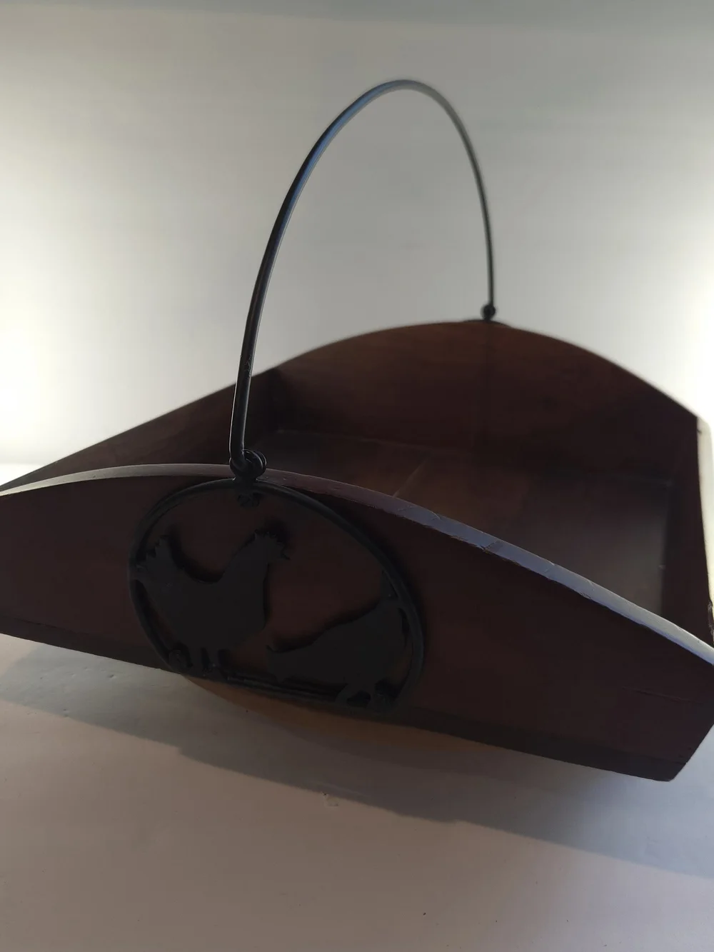Farmhouse Style Wood & Metal Serving Tray w/ Black Swing Handle, Rooster Accent